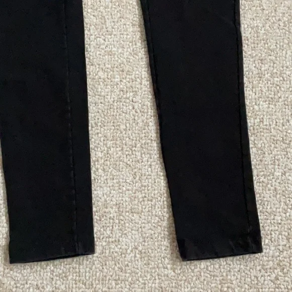 FIG CHALET black yoga or stretch pants. Proudly Canadian. - Picture 3 of 8